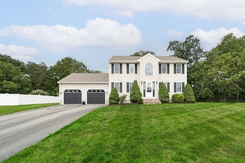 47 Bairos Ln, Taunton, MA, 02780-1559 | Card Image
