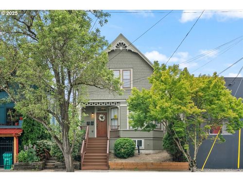 2115 Nw 22nd Ave, Portland, OR, 97210-2359 | Card Image