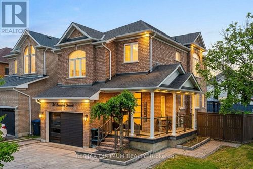 54 Bramoak Cres, Brampton, ON, L7A1T6 | Card Image