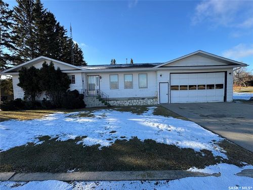 106 1st Ave S, Naicam, SK, S0K2A1 | Card Image