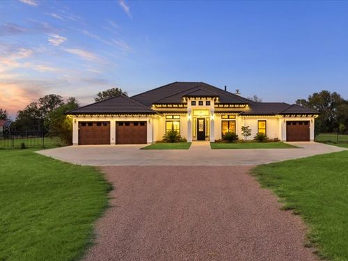 106 Colorado Blf, Cedar Creek, TX, 78612-3562 | Card Image