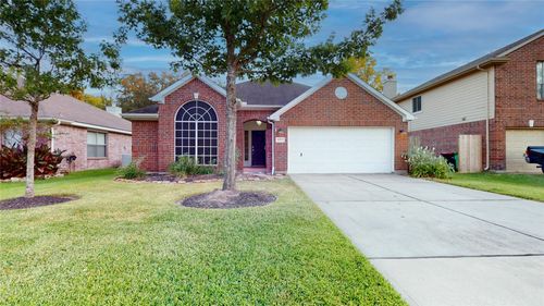 14523 Chestnut Falls Dr, Cypress, TX, 77433-5840 | Card Image