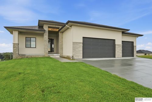 4503 S 203rd Ave, Omaha, NE, 68135-3778 | Card Image