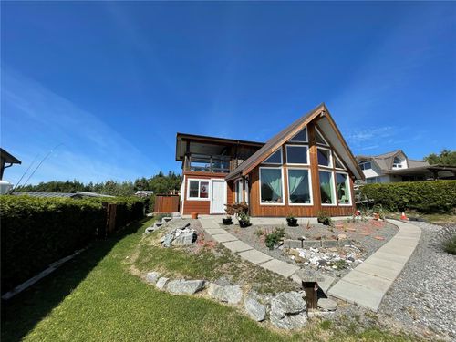 1049 6th Ave, Ucluelet, BC, V0R | Card Image