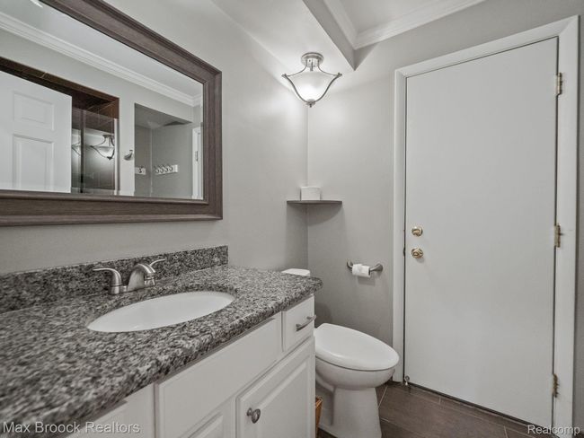 22491 N Nottingham Dr, House other with 4 bedrooms, 3 bathrooms and null parking in Beverly Hills MI | Image 22