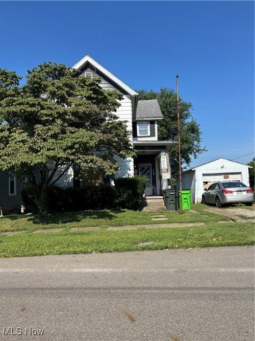 559 Wilson Ave, Coshocton, OH, 43812-2359 | Card Image