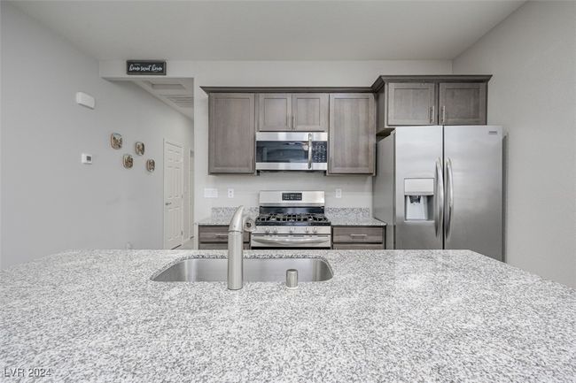 2675 Chinaberry Hill St, Townhouse with 2 bedrooms, 2 bathrooms and null parking in Laughlin NV | Image 12