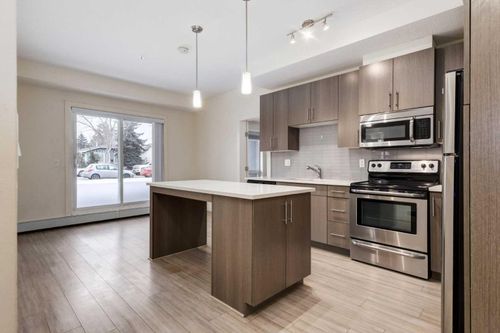 102-15233 1 St Se, Calgary, AB, T2X0X5 | Card Image