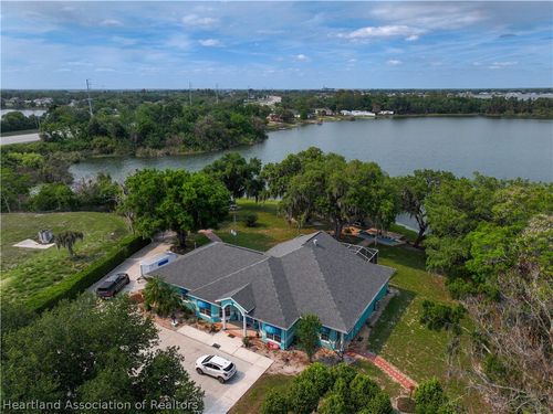 1002 W Pickett Cir, Avon Park, FL, 33825-8788 | Card Image