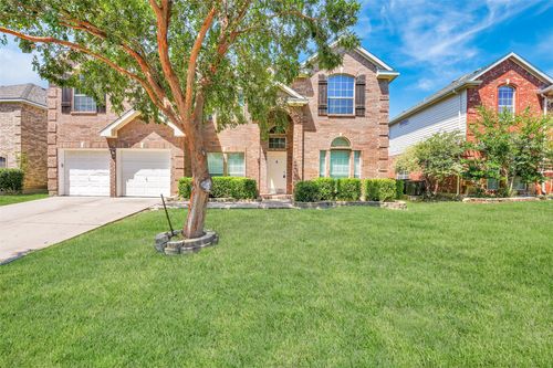 204 Autumnwood Dr, Mansfield, TX, 76063-8646 | Card Image