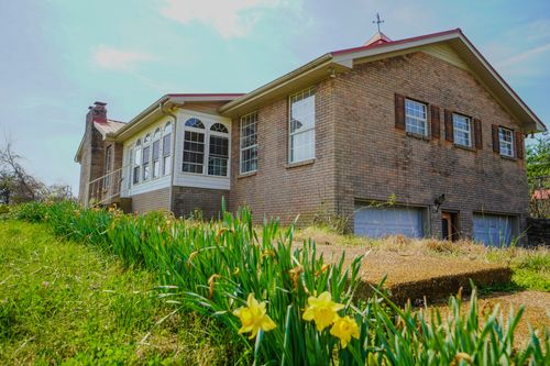 315 Cummings Ln, Gallatin, TN, 37066-8577 | Card Image