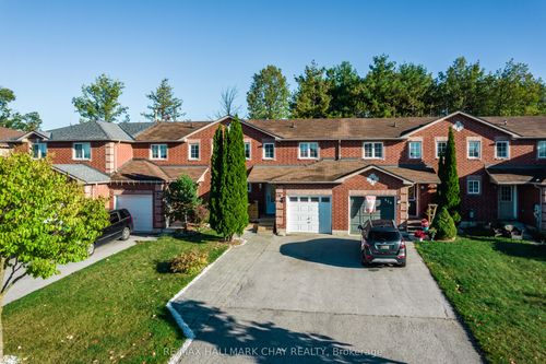 372 Dunsmore Lane, Barrie, ON, L4M7B1 | Card Image