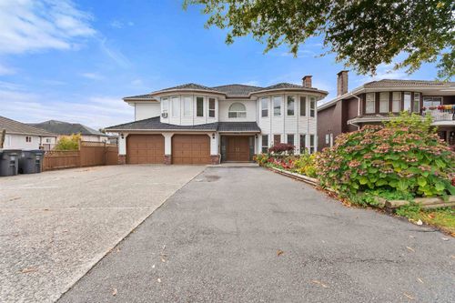 13398 89 Ave, Surrey, BC, V3V7W1 | Card Image