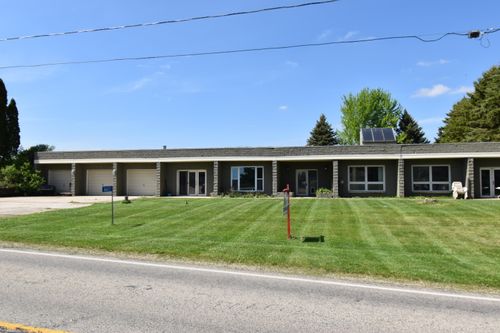 853 Kiel Rd, New Holstein, WI, 53061 | Card Image