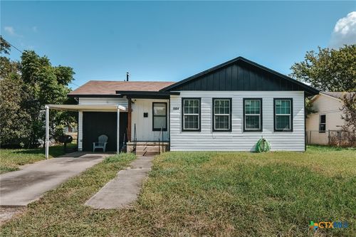 1804 E Guadalupe St, Victoria, TX, 77901-6225 | Card Image