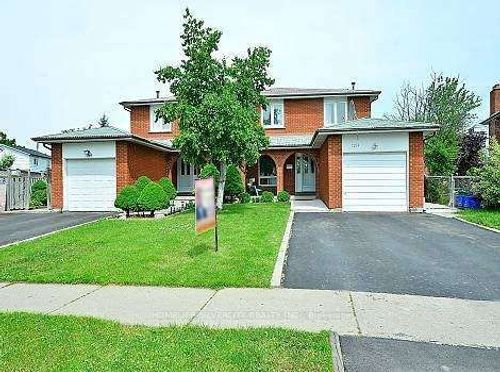 {{alt}} | Card Image