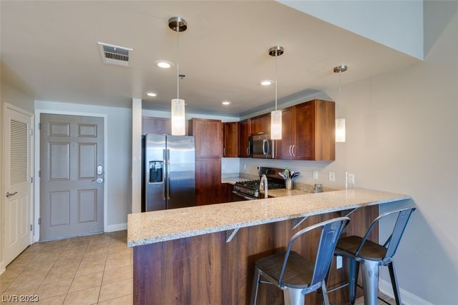 UNIT-1618 - 150 Las Vegas Blvd N, Condo with 1 bedrooms, 2 bathrooms and null parking in Las Vegas NV | Image 16