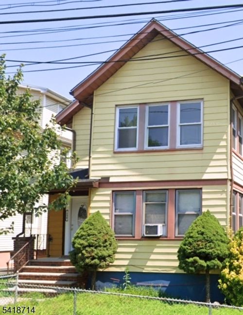 130 Overlook Ave, Belleville, NJ, 07109-2749 | Card Image