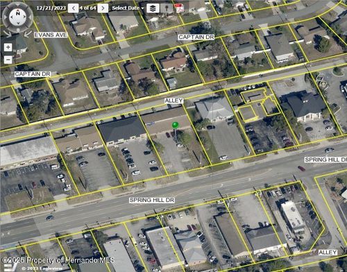 11001 Spring Hill Dr, SPRING HILL, FL, 34608-5052 | Card Image