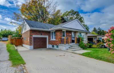 255 Bridgeport Rd E, House other with 2 bedrooms, 2 bathrooms and 3 parking in Waterloo ON | Image 1