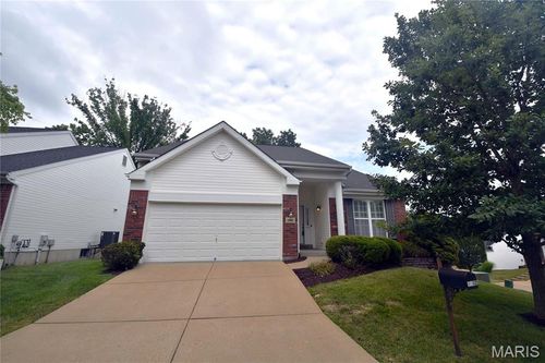 1002 Shire Ln, Eureka, MO, 63025-1067 | Card Image