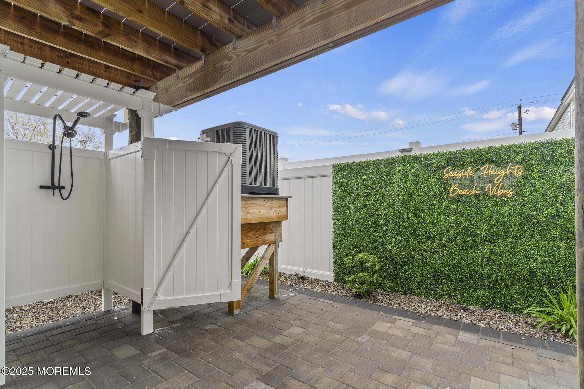Residential Lease in Seaside Heights 5