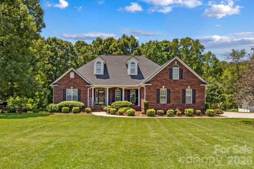 276 Falcon Crest Ln, Salisbury, NC, 28147-7999 | Card Image