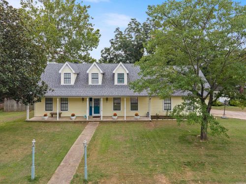 1 Manchester Dr, Conway, AR, 72034-7238 | Card Image