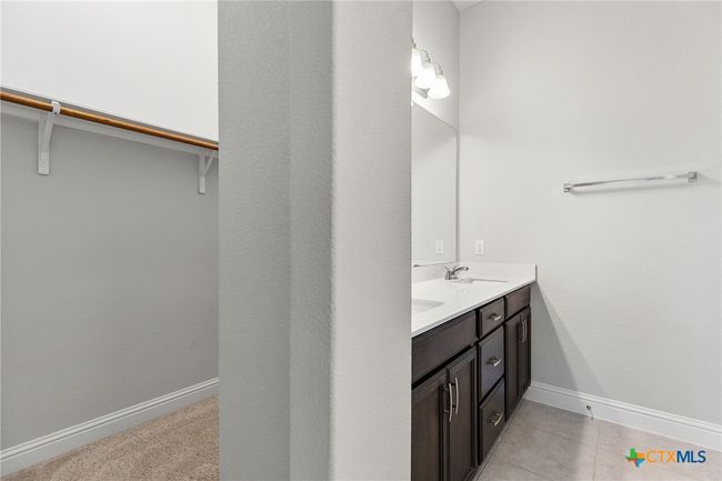 232 Gaida Loop, House other with 3 bedrooms, 2 bathrooms and null parking in Georgetown TX | Image 22