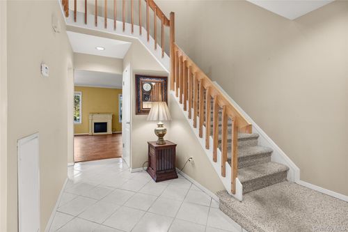 41-41 Doral Lane, Islip, NY, 11706 | Card Image