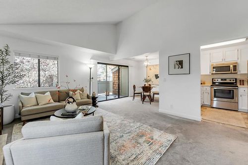 1913 La Terrace Cir, San Jose, CA, 95123-5350 | Card Image