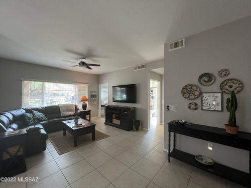 11104-1500 E Pusch Wilderness Dr, Tucson, AZ, 85737-6001 | Card Image