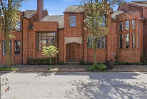 13 Selden St, Rochester, NY, 14605-2921 | Card Image