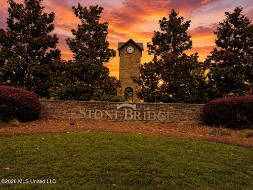 525 Stone Brook Pl, Brandon, MS, 39042-3662 | Card Image