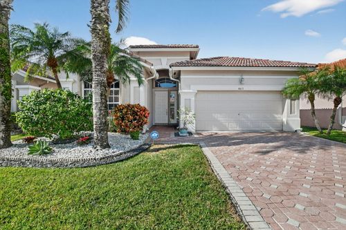 8813 Downing St, Boynton Beach, FL, 33472-2996 | Card Image
