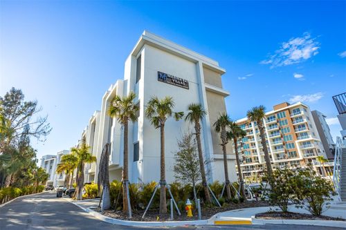 870 N Osceola Ave, CLEARWATER, FL, 33755-3036 | Card Image