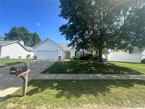2011 Trio Dr, Wentzville, MO, 63385-2666 | Card Image