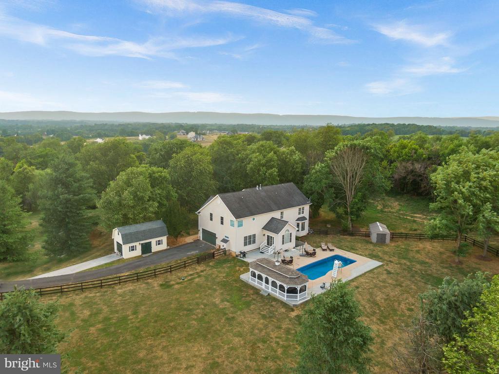 Lovettsville Rd, Lovettsville, VA 20180