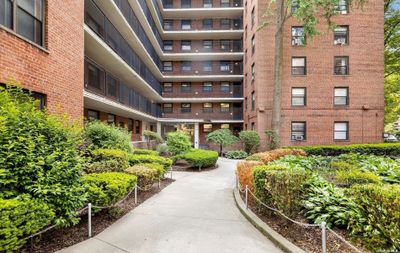 2C - 35-11 85th Street, Home with 1 bedrooms, 1 bathrooms and null parking in Jackson Heights NY | Image 3