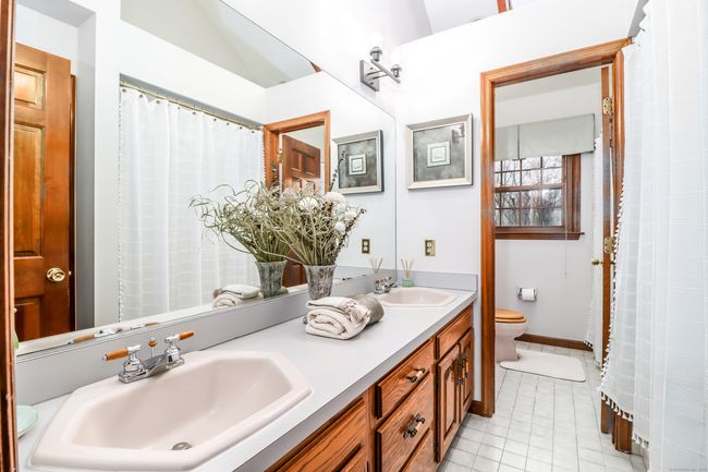 3 Huntington Ln, House other with 5 bedrooms, 3 bathrooms and null parking in New Fairfield CT | Image 27