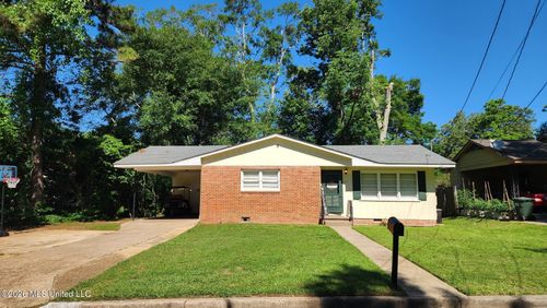 213 Holly Dr, Natchez, MS, 39120-4810 | Card Image
