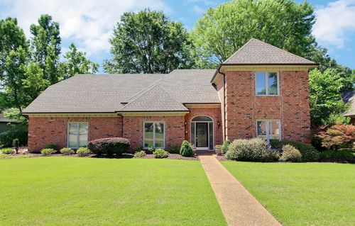 10427 Shea Woods Dr, Collierville, TN, 38017 | Card Image