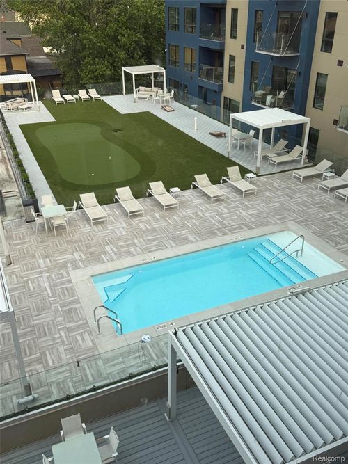 ph-4-166 Oak St, Wyandotte, MI, 48192-5155 | Card Image