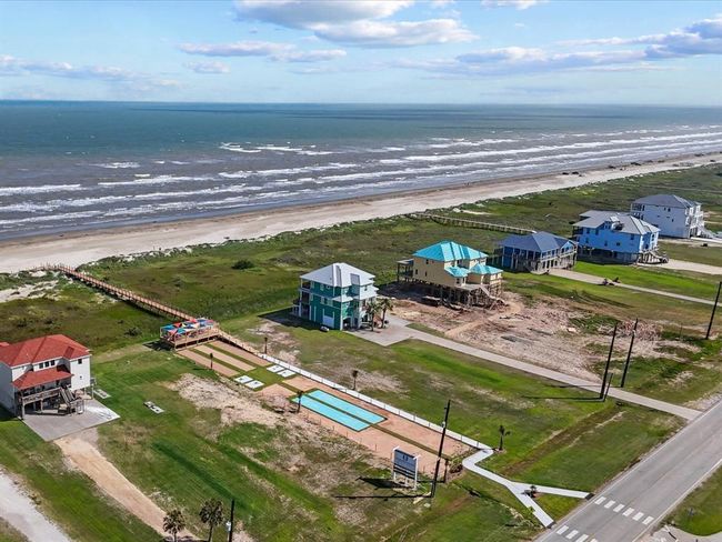 Here, you can see the full story — from the beachfront estate to the private walkover, bocce and shuffleboard courts, and Seahorse’s signature beach club amenities. With a growing shoreline and elite-level access, this community continues to outperform. | Image 23