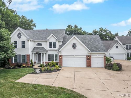 1095 Hawkins Rd, Fenton, MO, 63026-3898 | Card Image