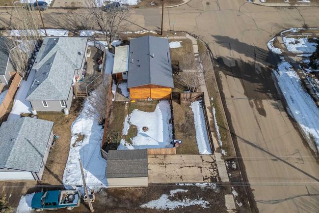 4702 49 Avenue, House other with 2 bedrooms, 1 bathrooms and 2 parking in Killam AB | Image 30