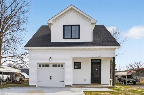 105 S Court St, Windsor, VA, 23487-9421 | Card Image