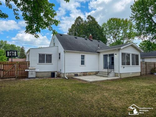 7100 Taylor Ave, Temperance, MI, 48182-1409 | Card Image