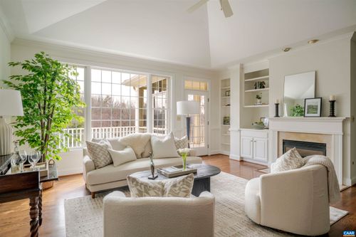 1362 Pantops Cottage Ct, CHARLOTTESVILLE, VA, 22911-4663 | Card Image