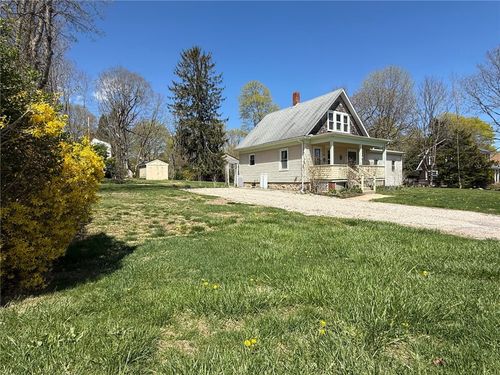35 Highland Ave, South Kingstown, RI, 02879-3403 | Card Image
